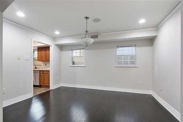 359 39th St - Photo 5 of 14