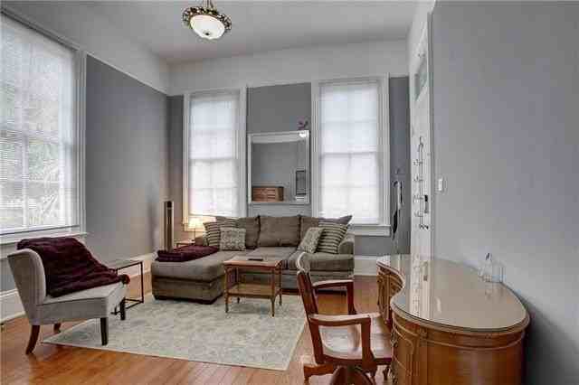 821 Bordeaux St - Photo 6 of 14
