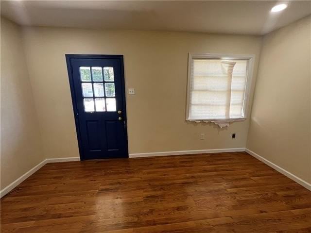 715 Community St - Photo 2 of 11