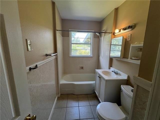 715 Community St - Photo 6 of 11