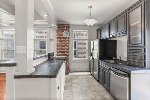 3823 Dryades St - Photo 7 of 14