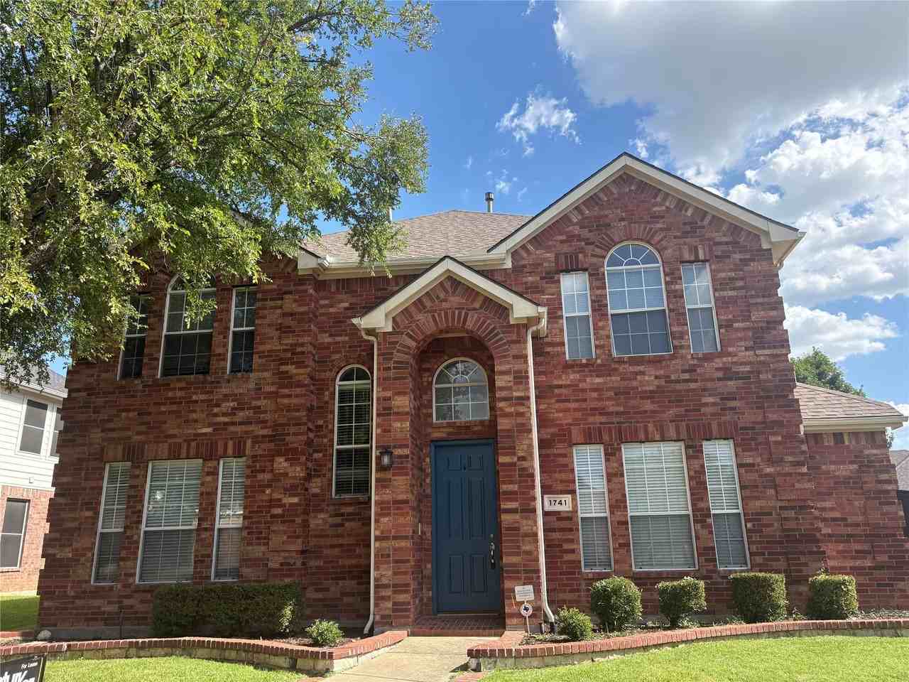 1741 Angel Falls Dr - Photo 2 of 25