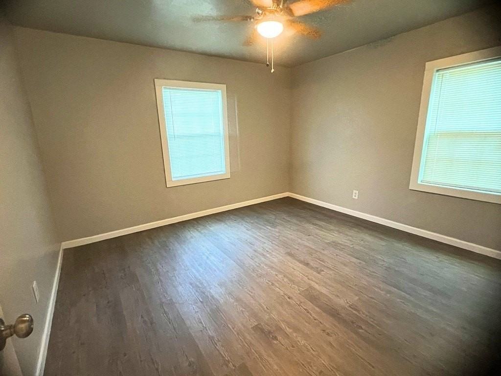 2308 Nw 20th St - Photo 6 of 7