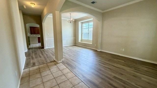 1700 Summerfield Dr - Photo 4 of 37