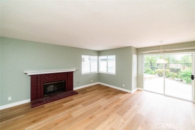 26732 Ashford - Photo 4 of 8