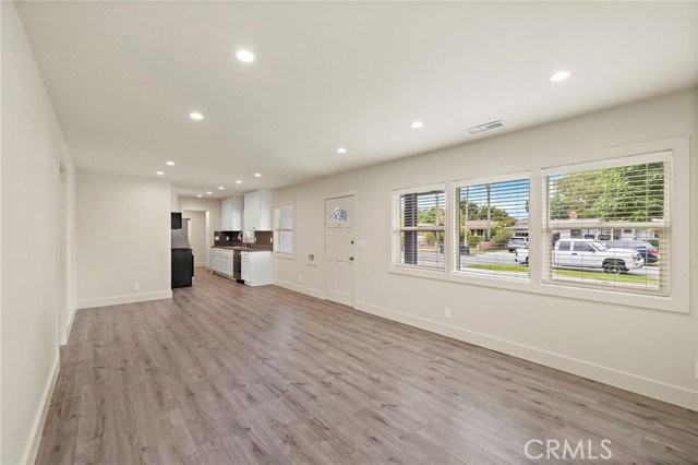 443 S Devon Rd - Photo 4 of 8