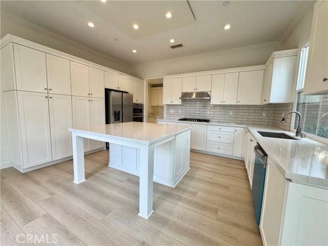 128 Hargrove - Photo 6 of 8