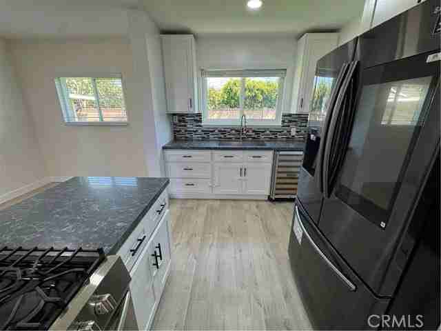 1415 E Gary Pl - Photo 2 of 8