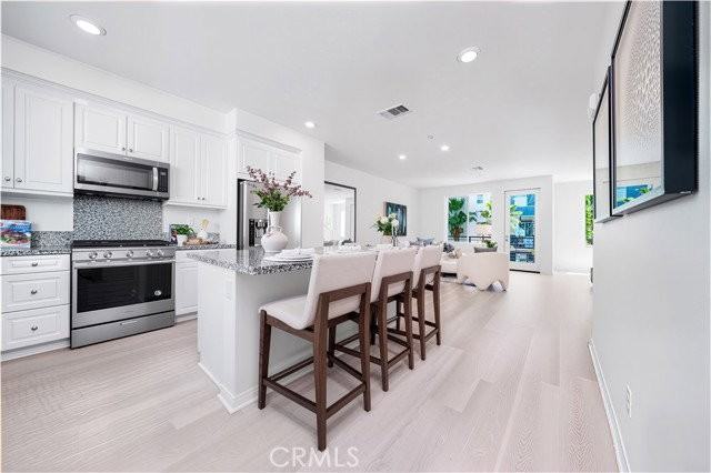 221 Steely - Photo 2 of 8