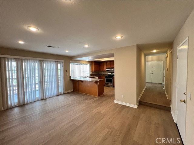 2134 Baywood Dr - Photo 4 of 8