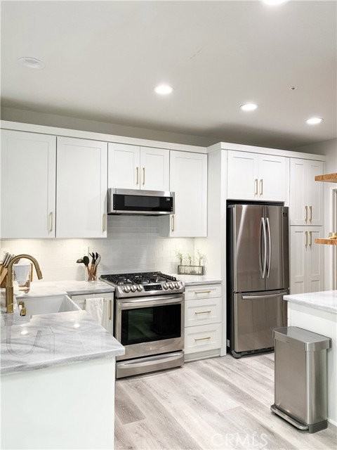 151 Islington - Photo 5 of 8