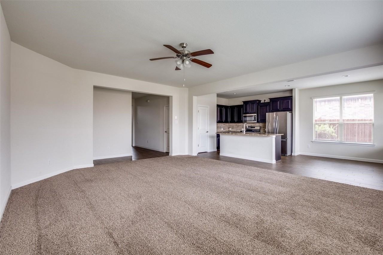 9036 Sycamore Leaf Dr - Photo 6 of 25