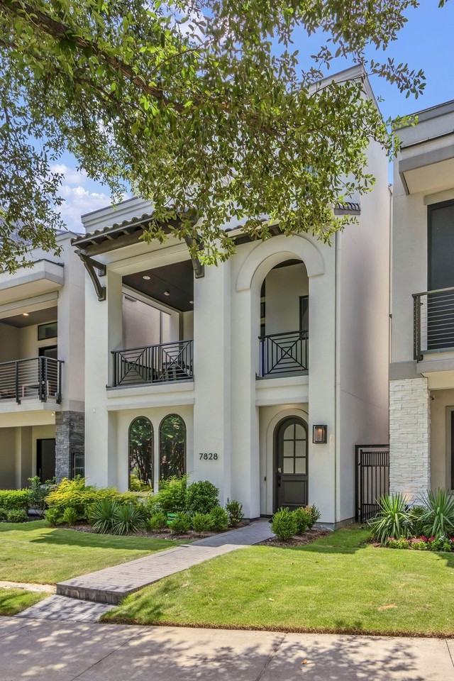 7828 Secluded Ave - Photo 4 of 40