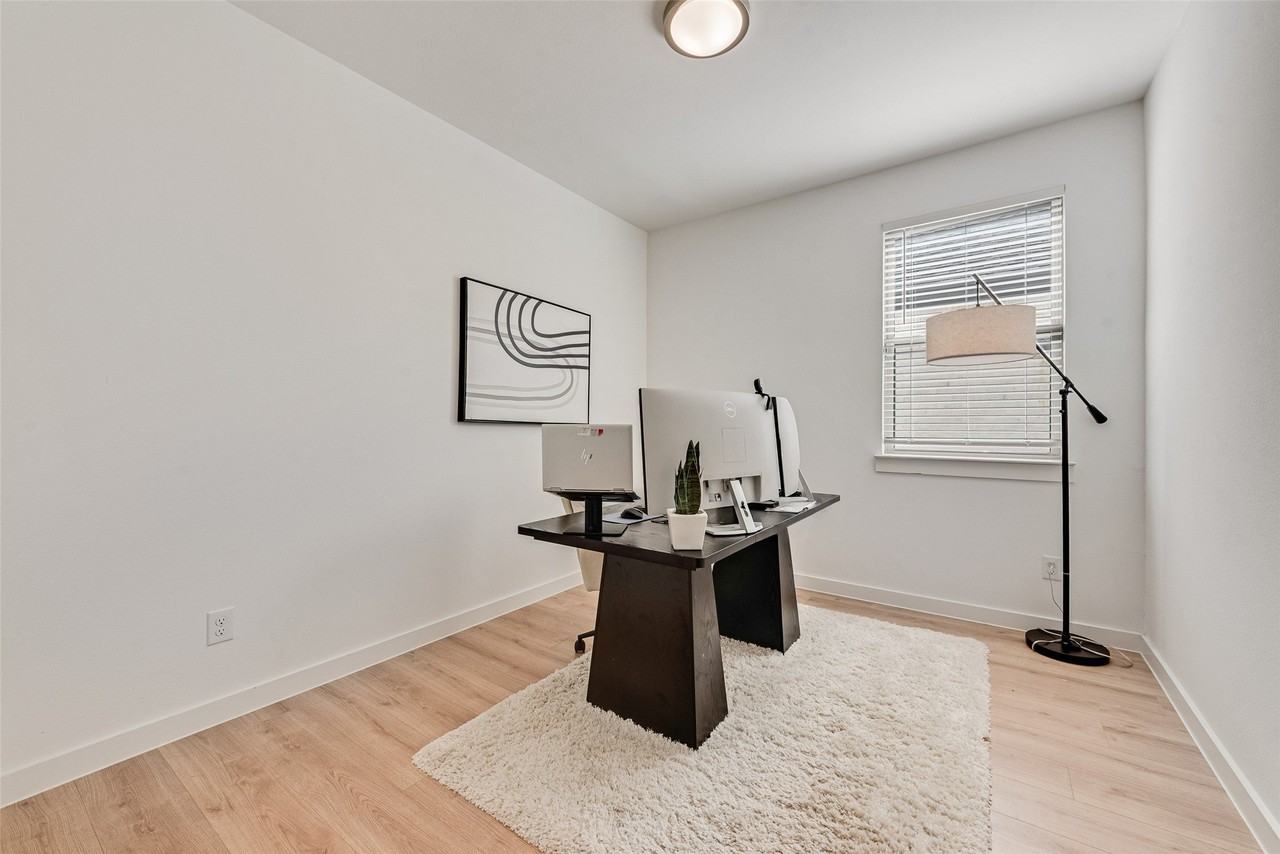 5011 Emerald Hill Dr - Photo 6 of 35