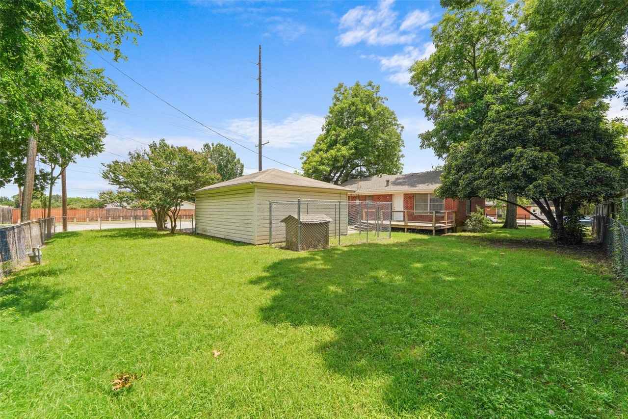 2829 Tolosa Dr - Photo 6 of 16