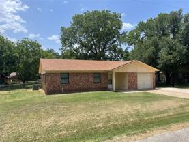 204 Cedar Ln - Photo 1 of 1