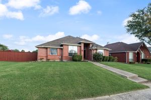 featured image of 3444 Bluegrass Dr