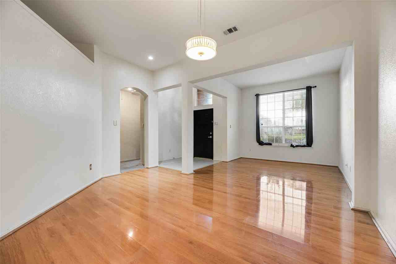3444 Bluegrass Dr - Photo 5 of 21