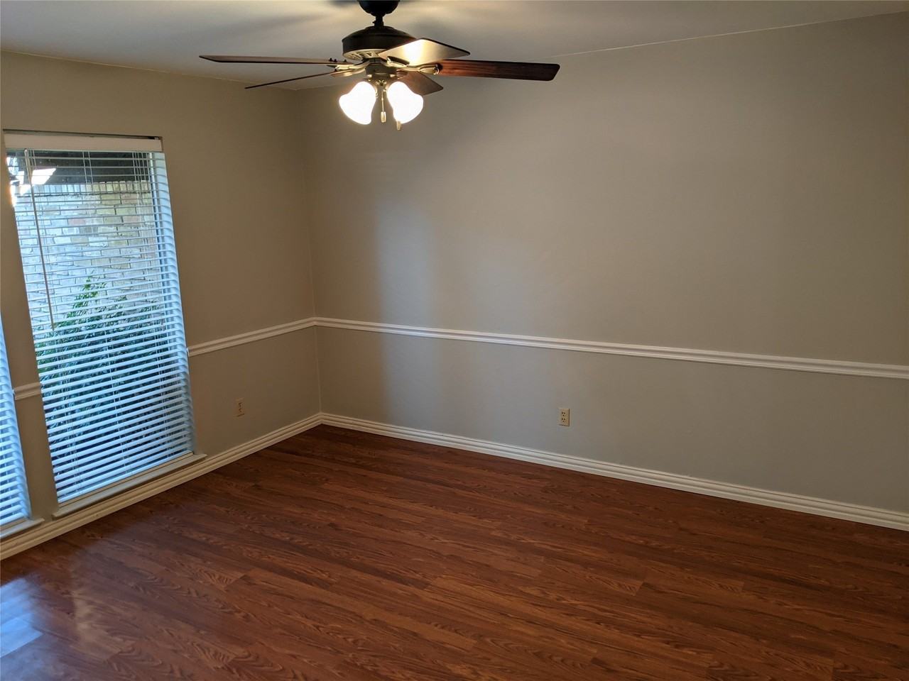 12619 Montfort Dr - Photo 7 of 19