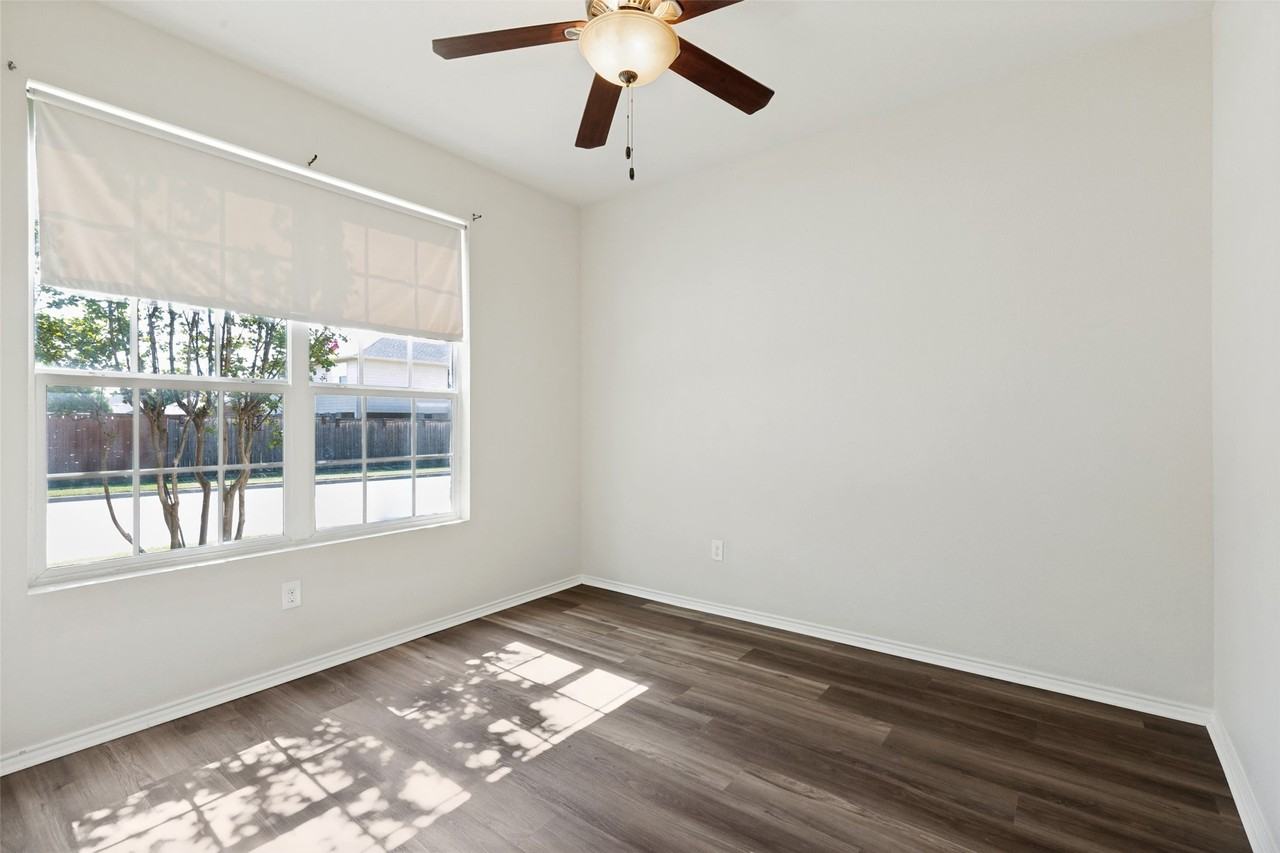 11117 Kenny Dr - Photo 6 of 12