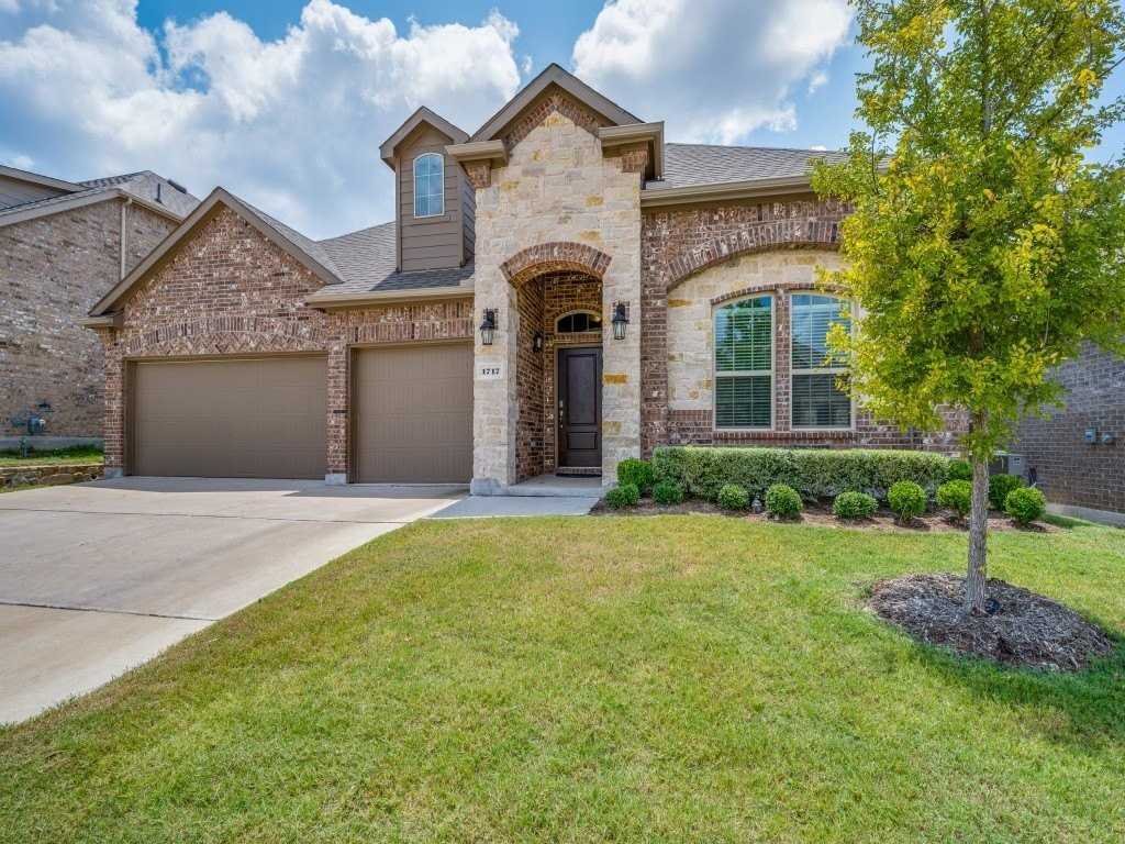 1717 Green Valley Way - Photo 2 of 22