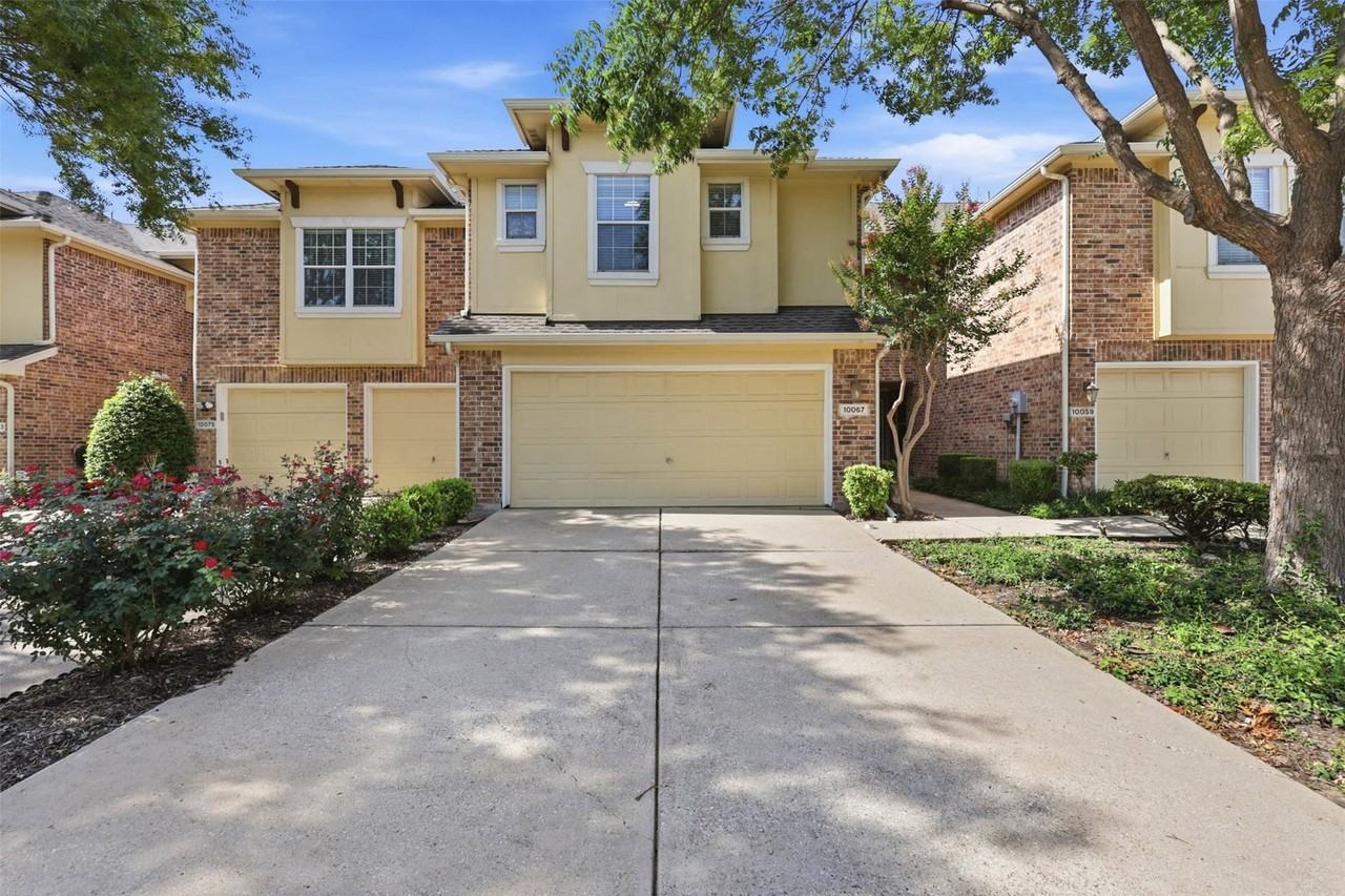 10067 Wake Bridge Dr - Photo 3 of 29