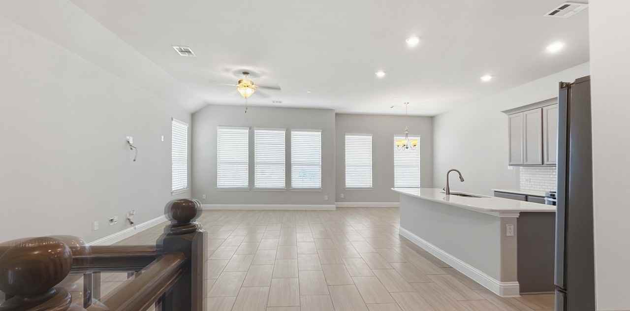 5518 Liberty Dr - Photo 5 of 21