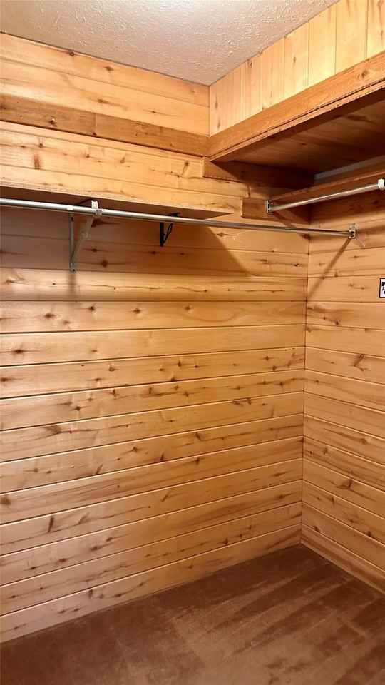126 N Garza Rd - Photo 7 of 21