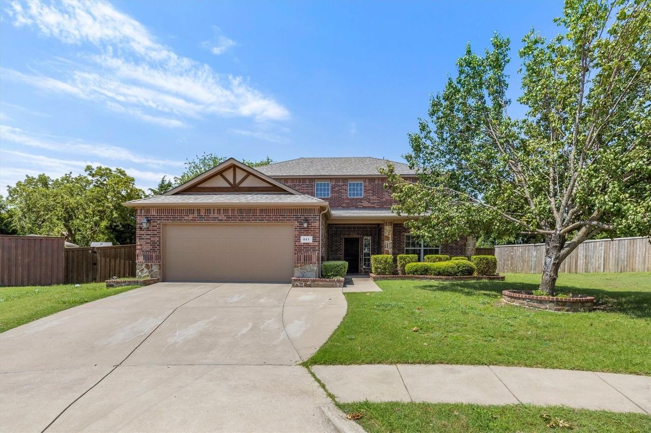 821 Westwood Ct - Photo 6 of 35