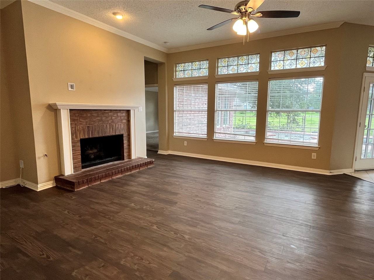 5605 Belle Chasse Ln - Photo 7 of 38