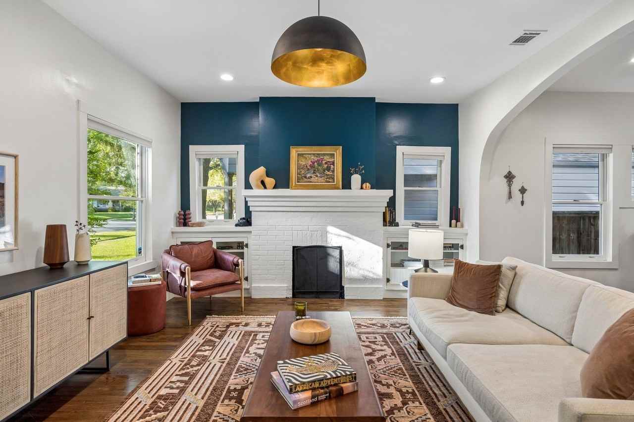 310 N Montclair Ave - Photo 4 of 29