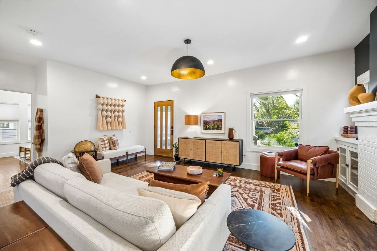 310 N Montclair Ave - Photo 6 of 29