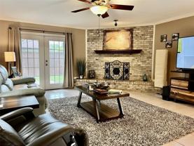 15542 Earlport Cir - Photo 1 of 1