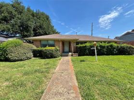 3641 Townsend Dr - Photo 1 of 1
