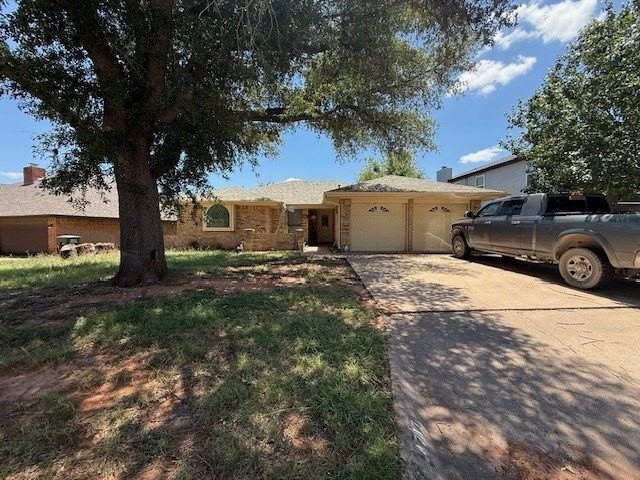 4717 Beall Blvd - Photo 2 of 13