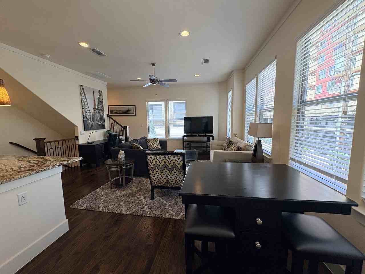 4223 Wycliff Ave #4 - Photo 5 of 20