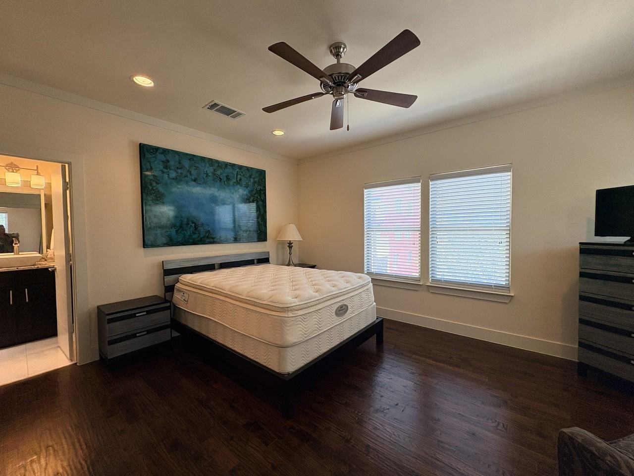 4223 Wycliff Ave #4 - Photo 7 of 20
