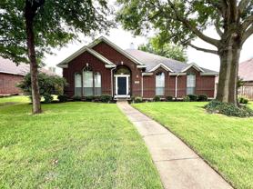 11413 Huntington Rd - Photo 1 of 1