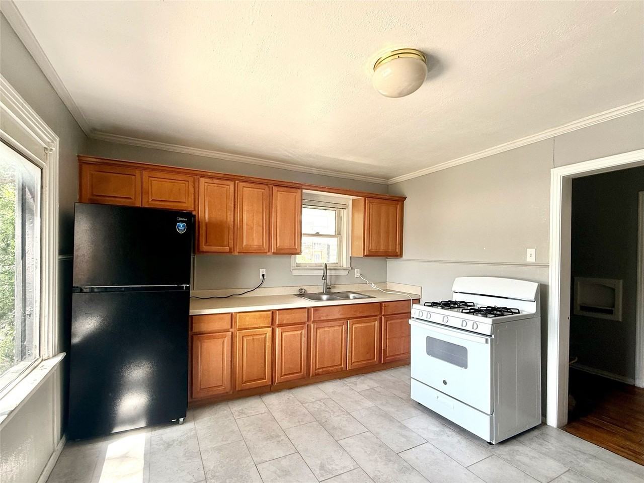 107 Fry St #205 - Photo 2 of 10