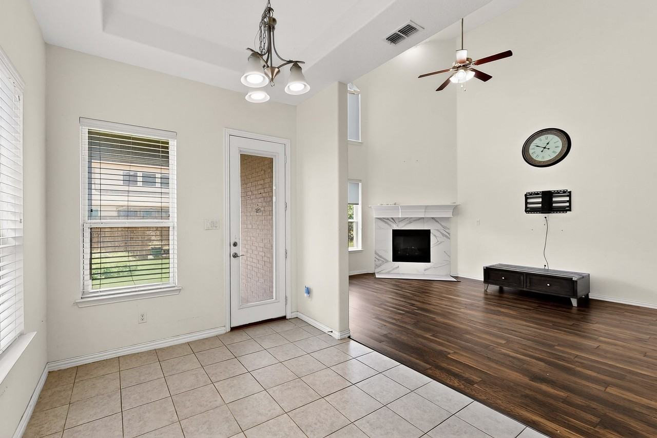 13429 Tabasco Cat Dr - Photo 7 of 40