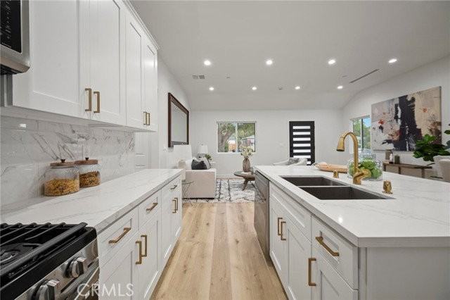 5865 Tobias Ave - Photo 3 of 7