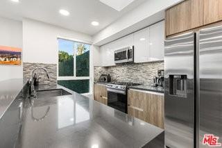 4806 Sylmar Ave #PH2 - Photo 2 of 6