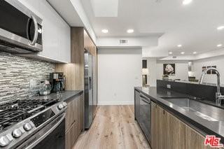 4806 Sylmar Ave #PH2 - Photo 4 of 6