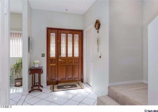 2469 Montrose Ave #E - Photo 3 of 8
