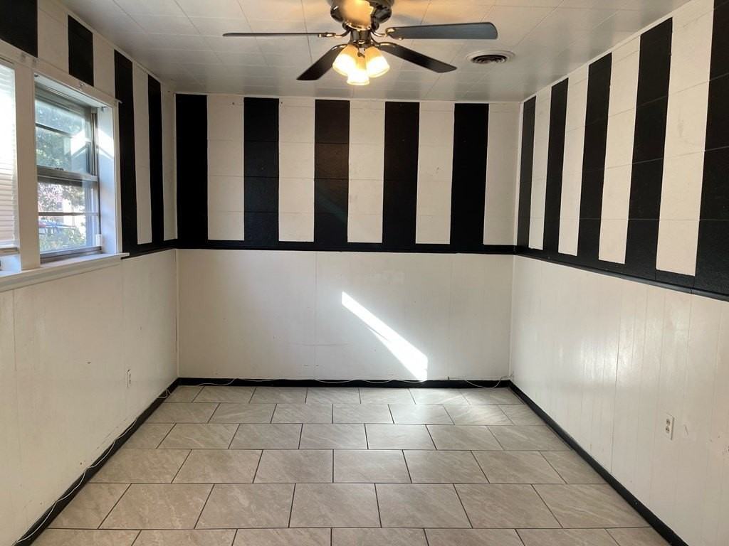 3746 Boulder Ave - Photo 5 of 11