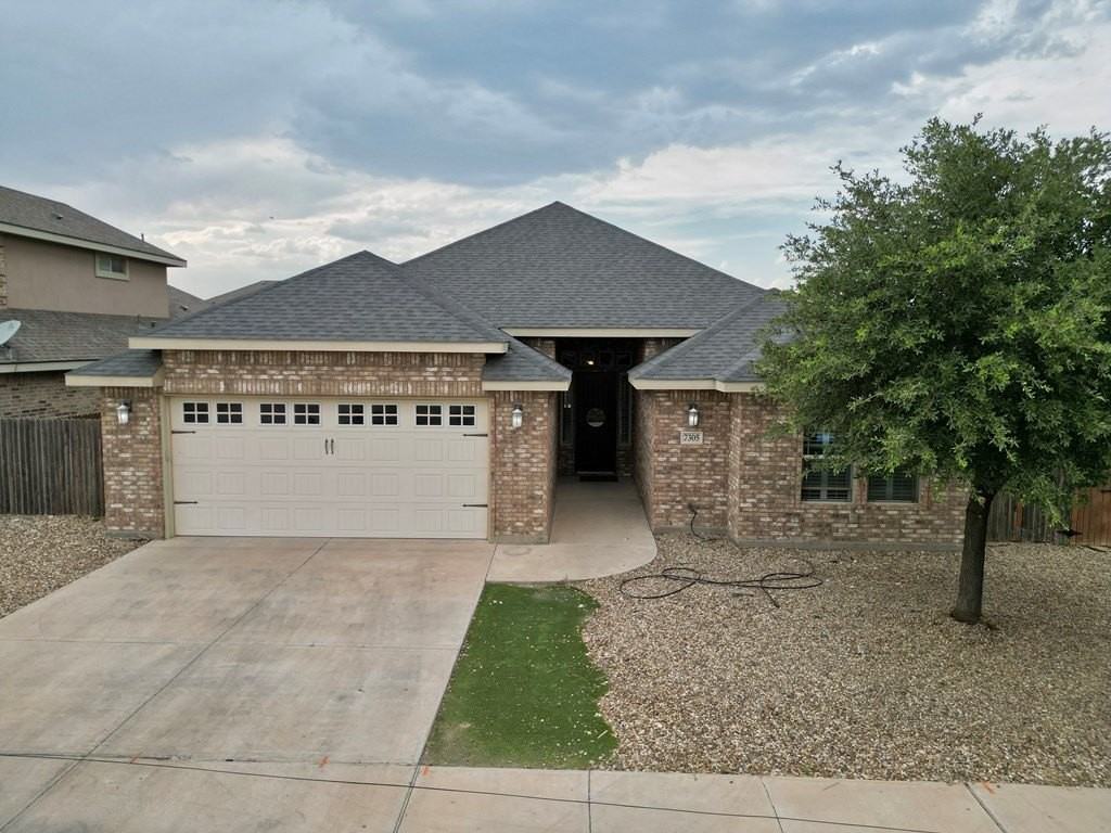 7305 Bellini St - Photo 3 of 32