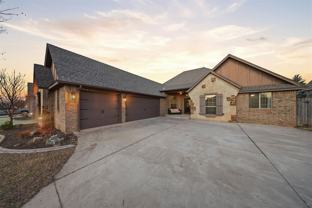 2425 Glenmere Dr - Photo 1 of 1