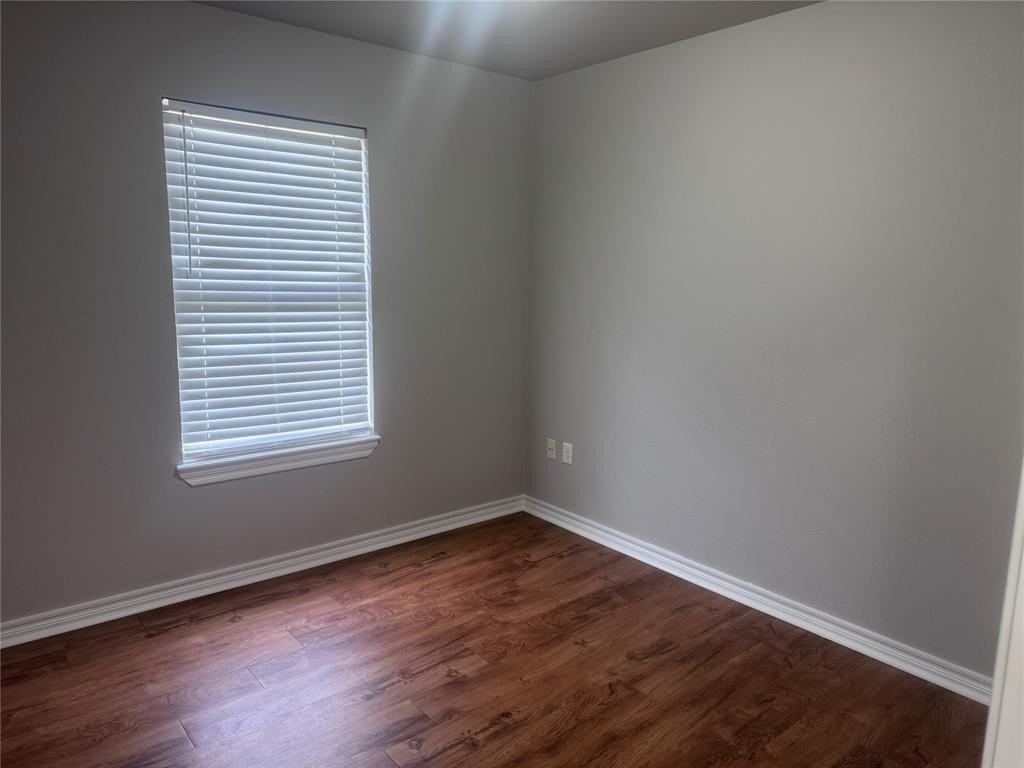 2412 Nw 157th Ter - Photo 7 of 15