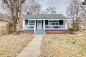 featured image of 1321 W Broadway St
