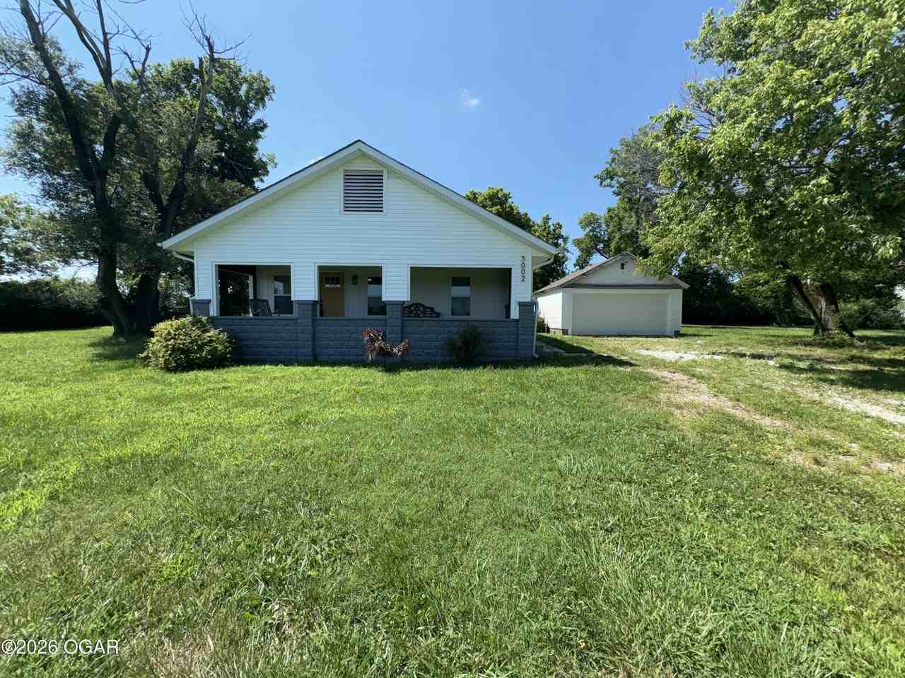 5002 W 26th St - Photo 2 of 15